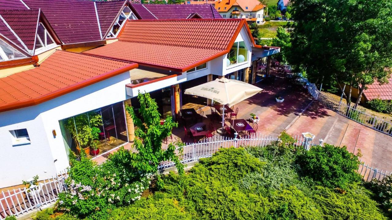 Angelic Cottage And Bikepoint Sukoró 외부 사진